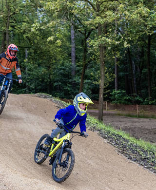 Sfeerbeelden openingsevent Genk - dirt