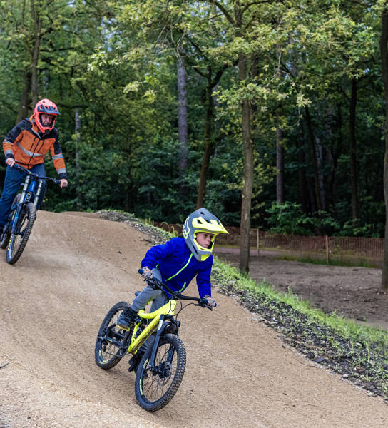 Sfeerbeelden openingsevent Genk - dirt