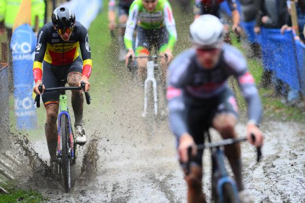 Belgian Thibau Nys pictured in action during the men elite race of the 'Flandriencross' cyclocross cycling event, stage 3/8 in the 'X20 Badkamers Trofee' competition, Sunday 16 November 2025 in Hamme.
BELGA PHOTO DAVID PINTENS