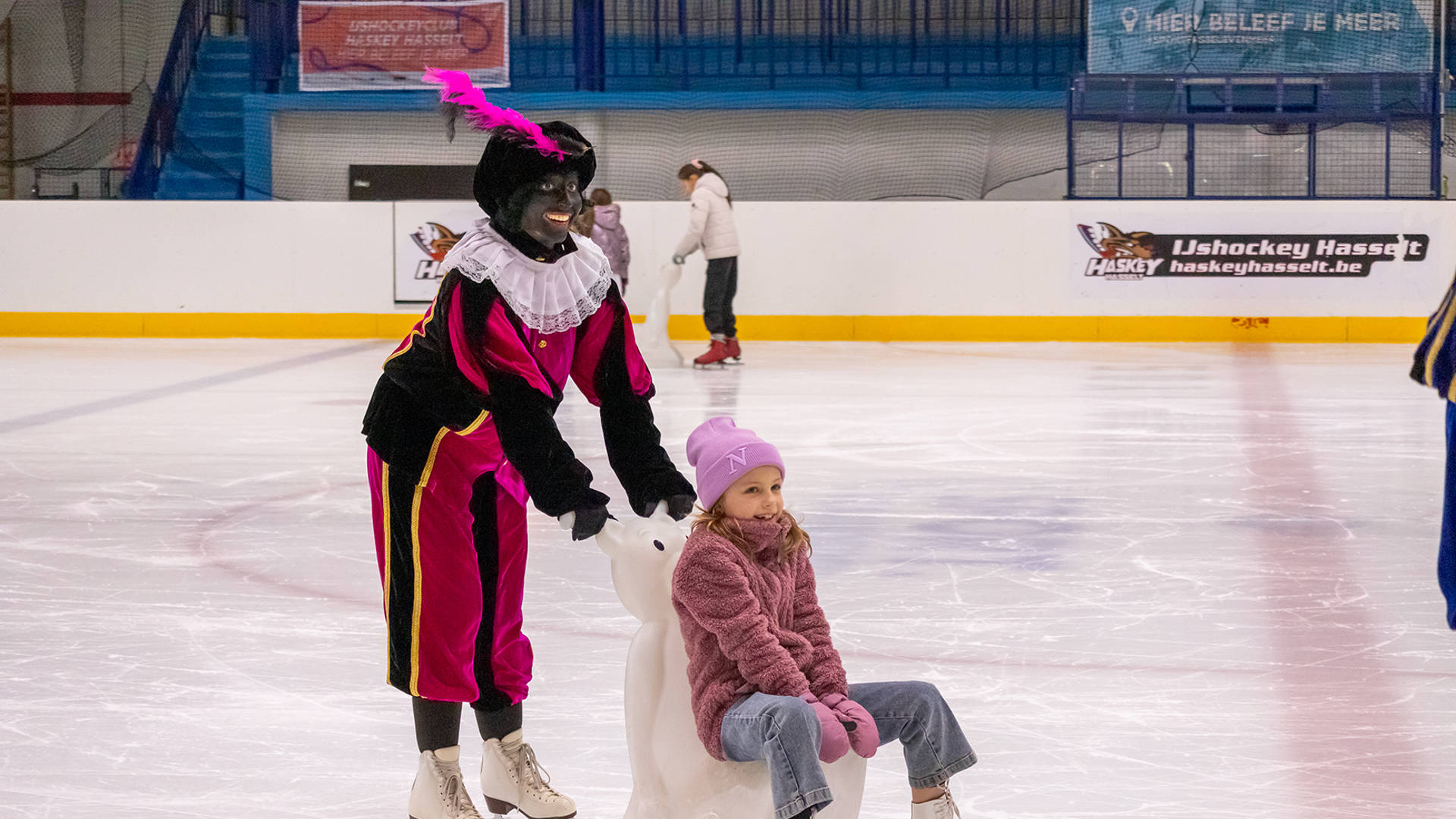 Sfeerbeelden schaatpieten Hasselt