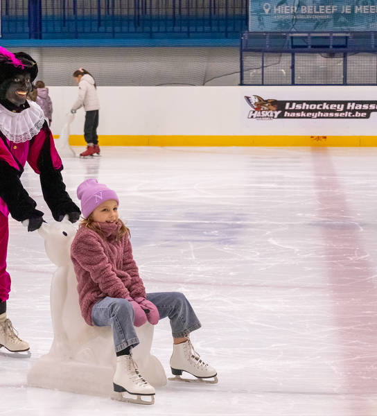 Sfeerbeelden schaatpieten Hasselt