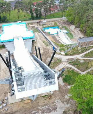 Hierop zien jullie onze mooie dryslope en tubing baan te Genk