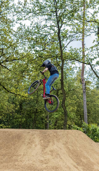 Sfeerbeelden openingsevent Genk - dirt