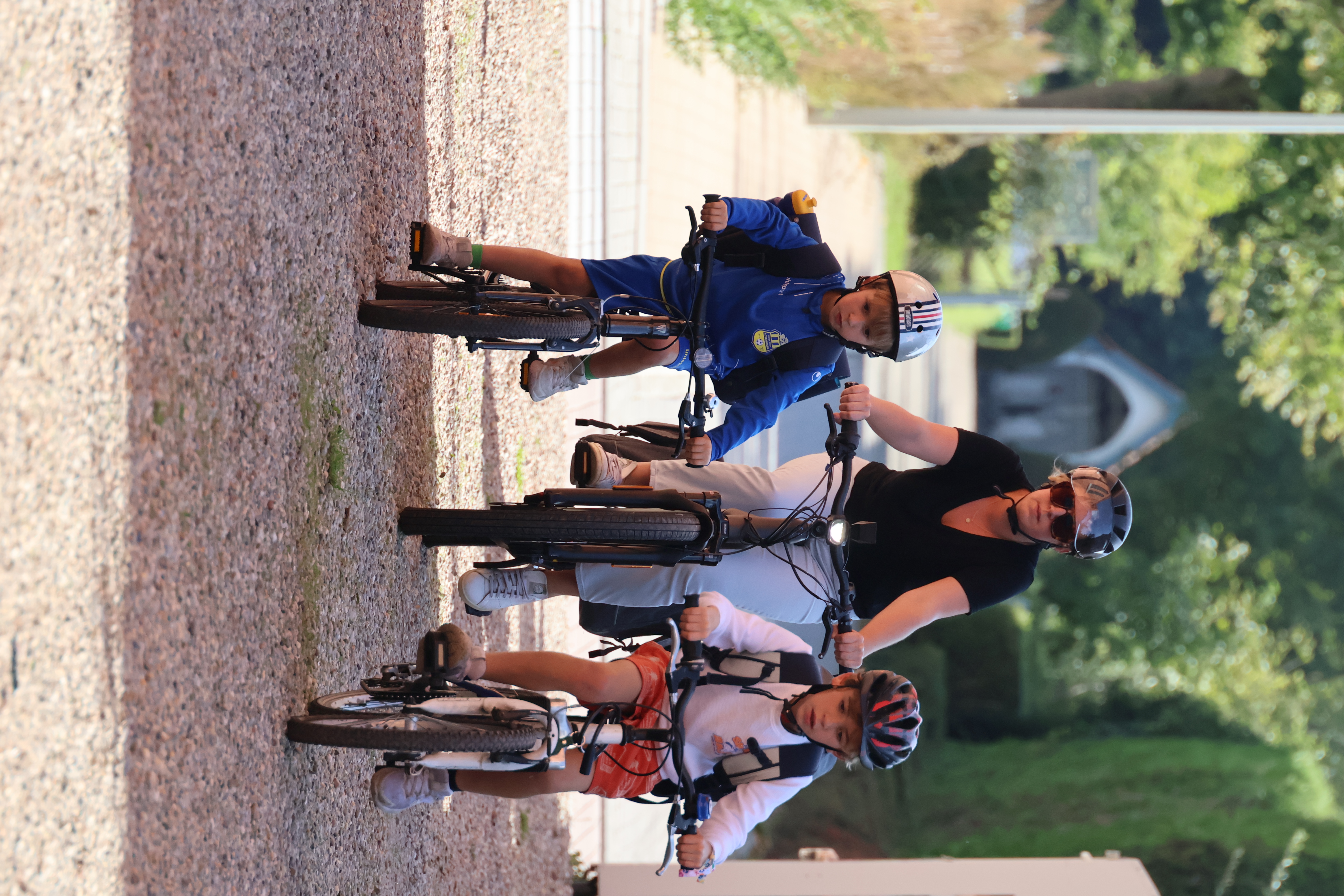 Multimove thuis en omgeving met de fiets naar school tijdens de Strapdag Octopusplan.