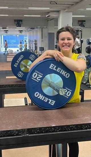 Nina Sterckx bij opening nieuwe krachtzaal in Sport Vlaanderen Gent