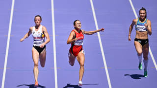 Belgian athlete Imke Vervaet (L) pictured in action during the Women's 200m repechage of the athletics competition at the Paris 2024 Olympic Games, on Monday 05 August 2024 in Paris, France. The Games of the XXXIII Olympiad are taking place in Paris from 26 July to 11 August. The Belgian delegation counts 165 athletes competing in 21 sports. BELGA PHOTO DIRK WAEM