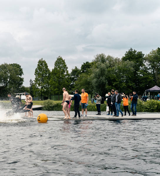 In Willebroek kan je als teambuilding een bedrijfstriatlon organiseren.