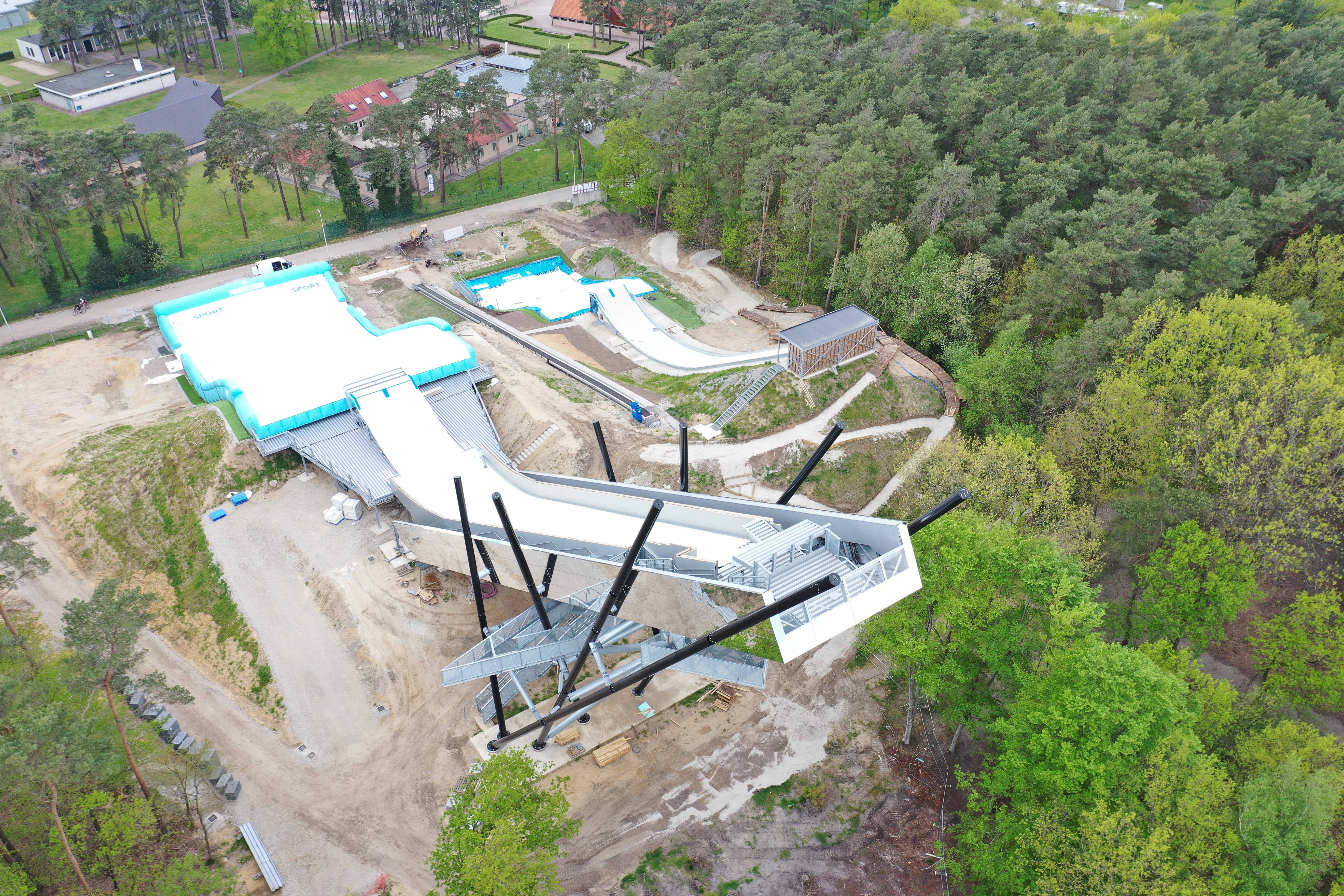 Hierop zien jullie onze mooie dryslope en tubing baan te Genk