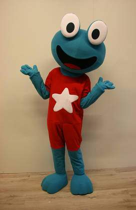 beeld van MOOVIE, de mascotte van Multimove als pak.